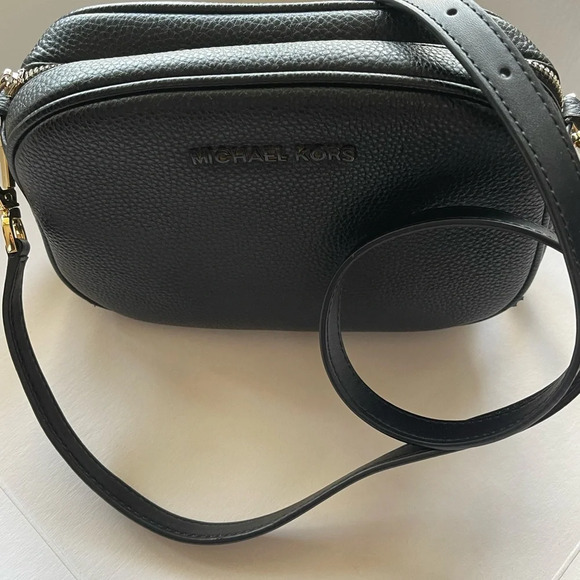Michael Kors Bedford  black crossbody bag - Picture 1 of 15